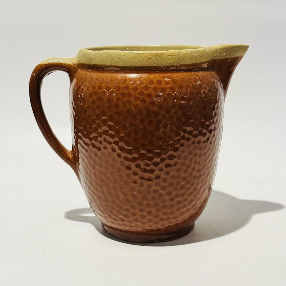 Vintage Watt‎ Pottery Stoneware Pitcher 7"  Tan & Burnt Orange Textured 1950's - Picture 6 of 13